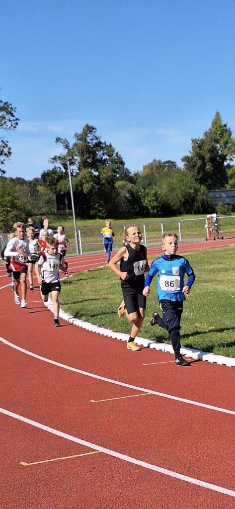 SV 1885 Teutschenthal Wurf – und Laufteam überzeugt beim GutsMuths Gedächtnis Sportfest